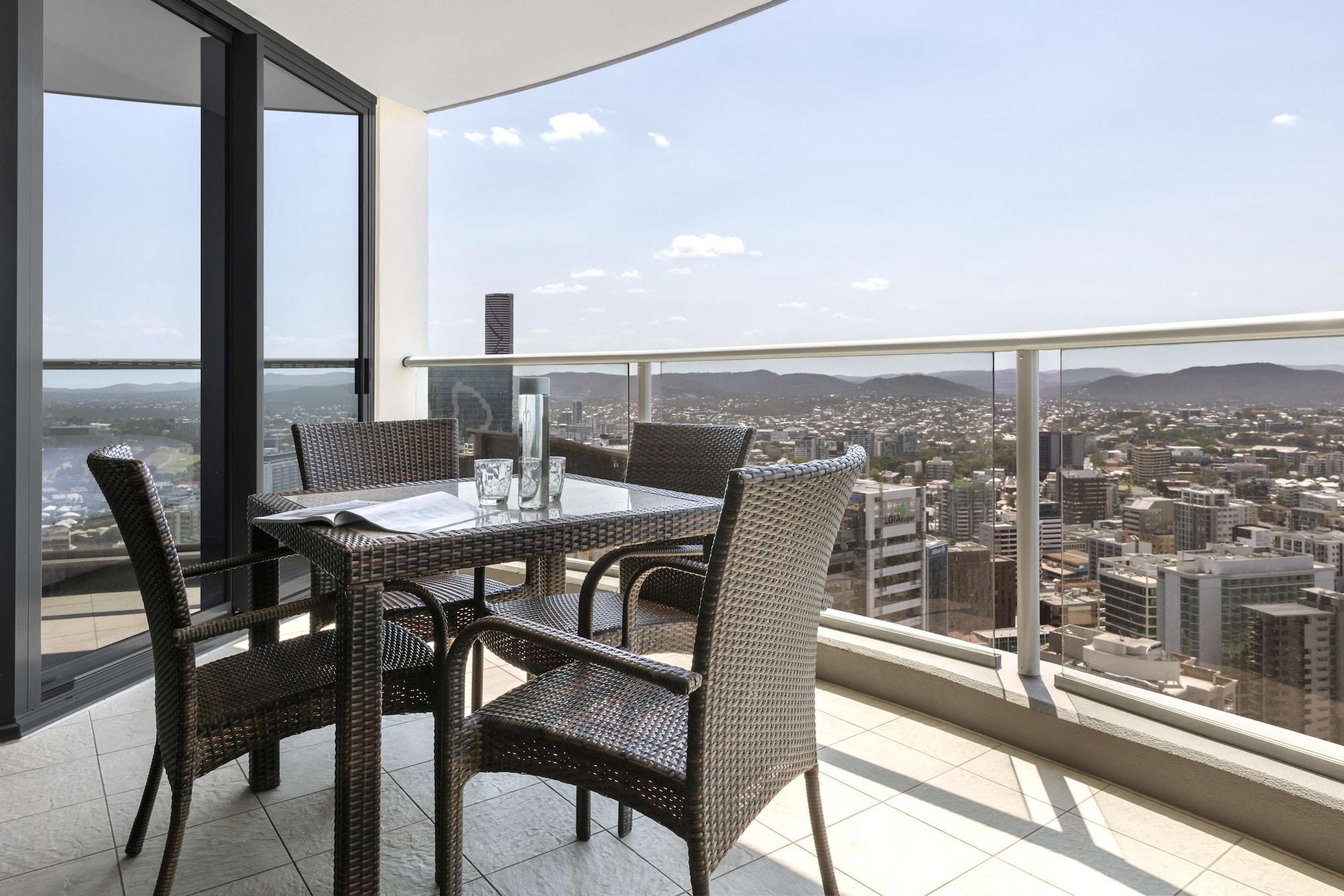 Oaks Brisbane Aurora Suites Luaran gambar