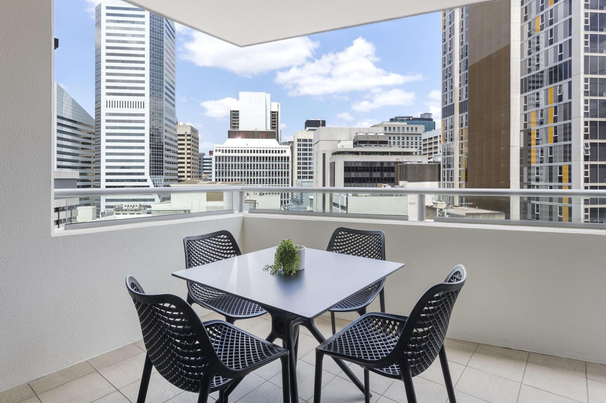 Oaks Brisbane Aurora Suites Luaran gambar