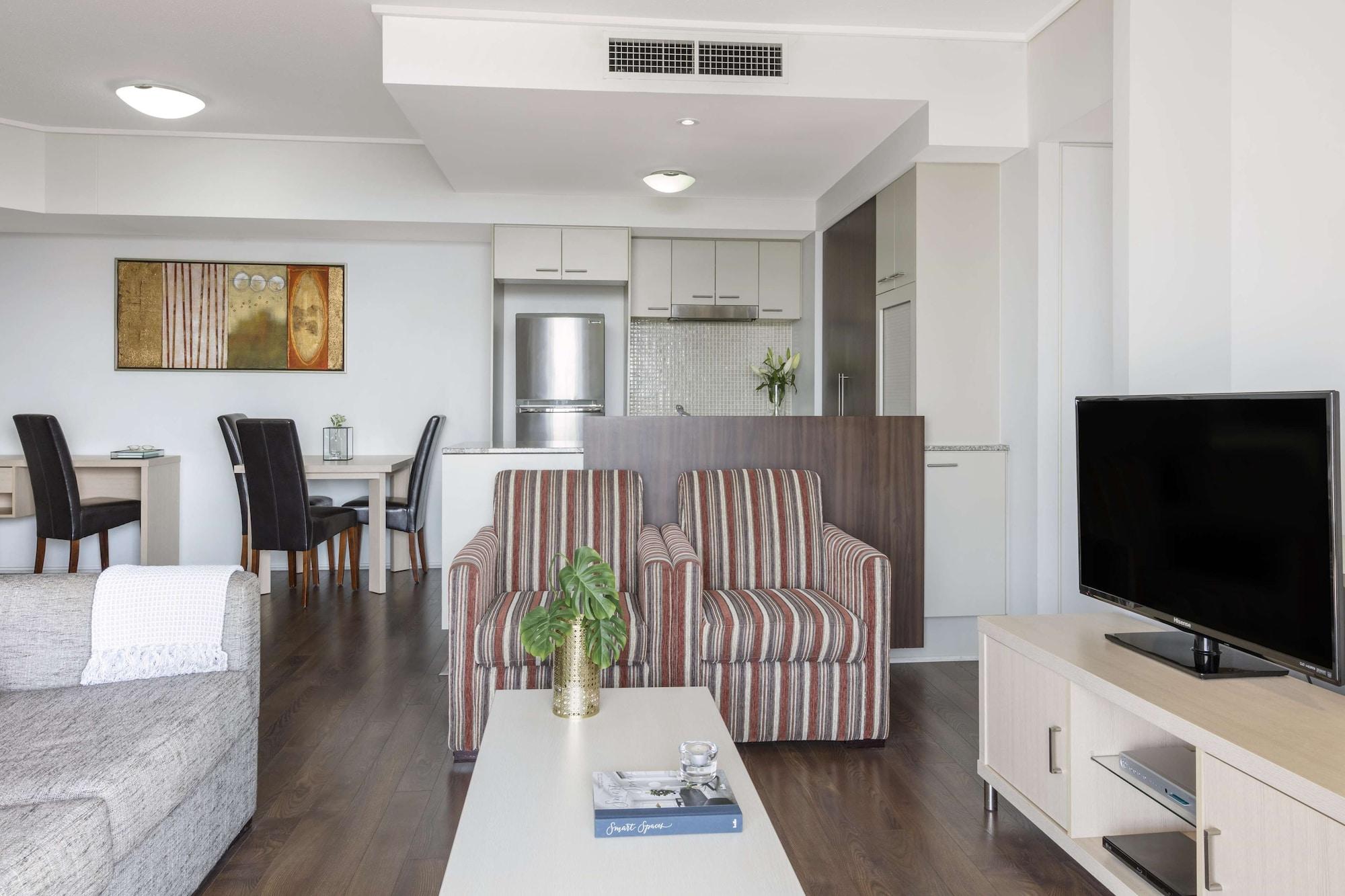 Oaks Brisbane Aurora Suites Luaran gambar