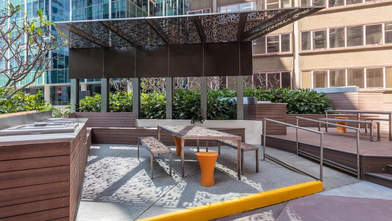 Oaks Brisbane Aurora Suites Luaran gambar