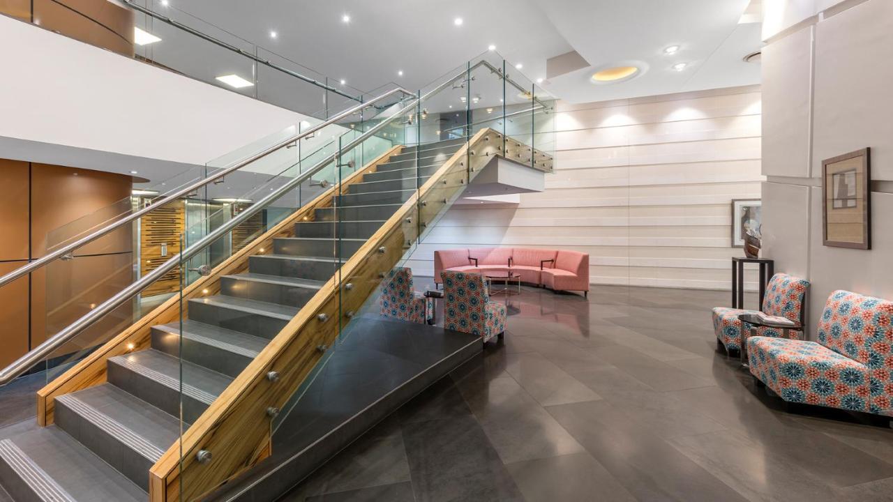 Oaks Brisbane Aurora Suites Luaran gambar